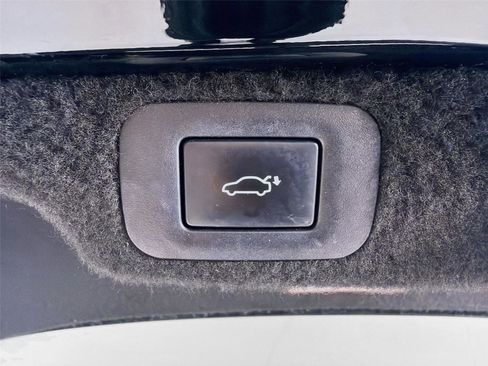 Used 2023 Lexus LS 500 w/ Interior Upgrade Package RWD image 20