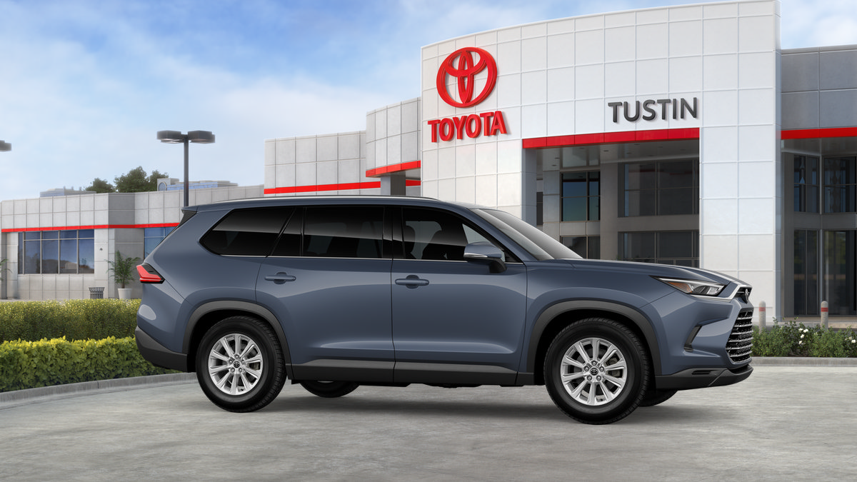 New 2026 Toyota Grand Highlander XLE FWD image 15