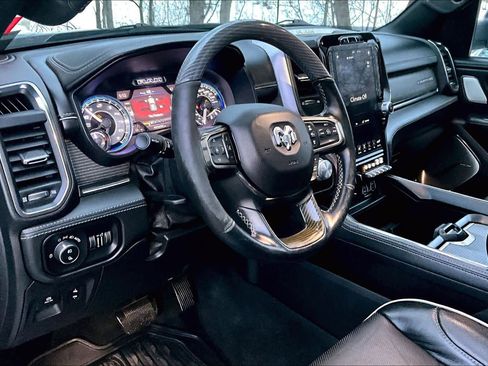 Used 2019 RAM 1500 Limited image 16