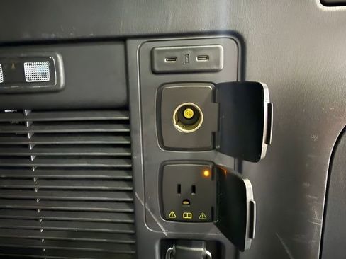 Used 2025 Ford Expedition Tremor AWD/4WD image 50