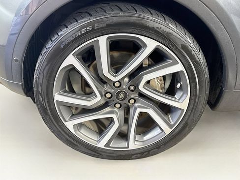 Used 2018 Land Rover Discovery HSE Luxury AWD/4WD image 41