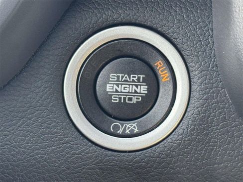 Used 2024 RAM 2500 Big Horn w/ Safety Group image 21