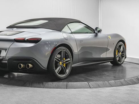 Certified 2025 Ferrari Roma Spider image 62
