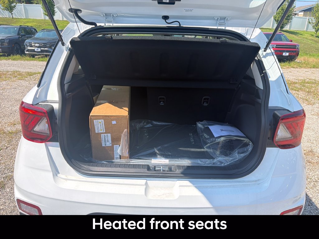 Used 2026 Hyundai Venue SEL FWD image 26