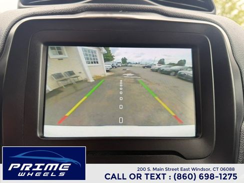 Used 2019 Jeep Renegade Altitude w/ Quick Order Package 2XM AWD/4WD image 22