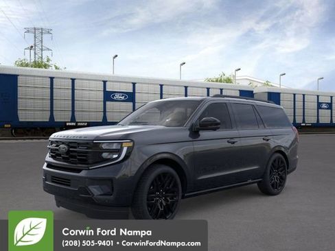 New 2026 Ford Expedition Platinum image 2