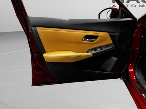 Used 2021 Nissan Sentra SV w/ SV Premium Package image 34