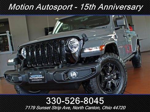 Used 2021 Jeep Gladiator Sport AWD/4WD image 39