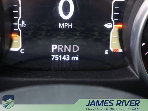 Used 2018 Jeep Wrangler Unlimited Rubicon w/ Cold Weather Group image 28