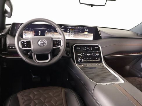 Used 2025 Nissan Armada Platinum Reserve image 2