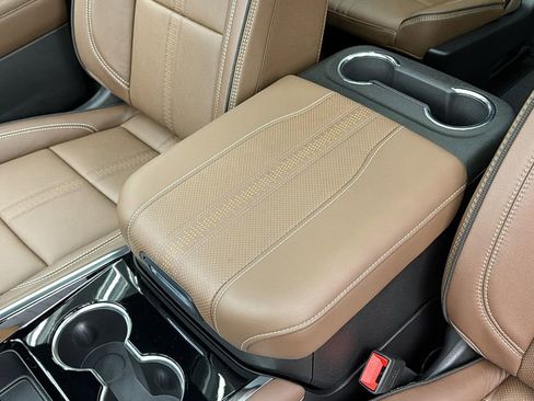 Used 2026 Chevrolet Suburban High Country w/ Sun And Tow Package image 23