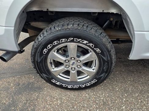 Used 2019 Ford F150 XLT w/ Equipment Group 302A Luxury AWD/4WD image 9