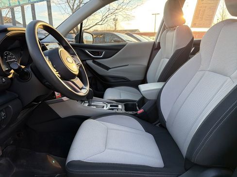 Certified 2023 Subaru Forester Base image 21