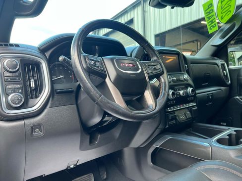 Used 2021 GMC Sierra 1500 AT4 w/ Technology Package AWD/4WD image 26