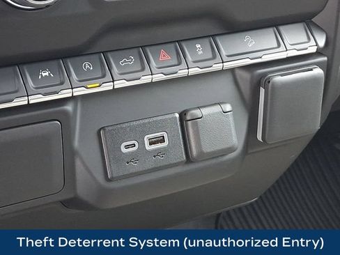 Used 2026 Chevrolet Silverado 1500 Custom Trail Boss AWD/4WD image 16