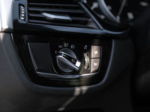 Used 2019 BMW 530i xDrive image 31