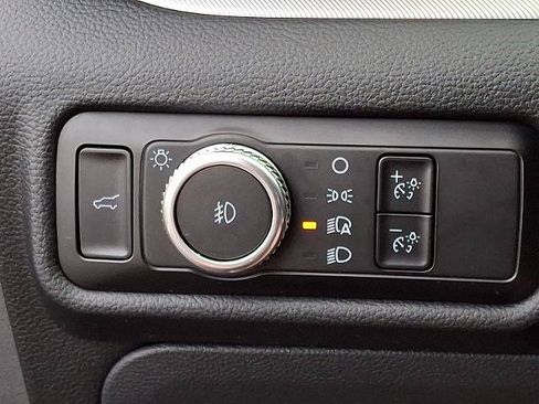 Certified 2023 Ford Explorer XLT w/ Equipment Group 202A AWD/4WD image 25