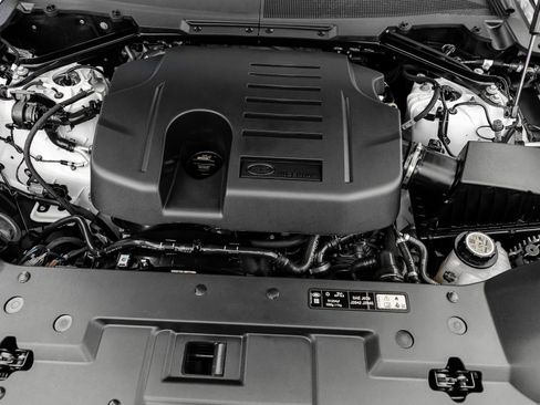 Used 2023 Land Rover Defender 110 X-Dynamic SE image 25