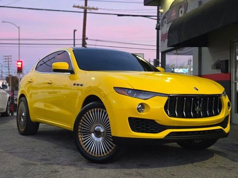 Used 2017 Maserati Levante image 1