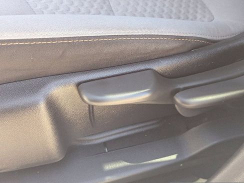 Used 2020 GMC Terrain SLE FWD image 20