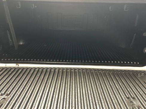 Used 2025 RAM 1500 Big Horn AWD/4WD image 23