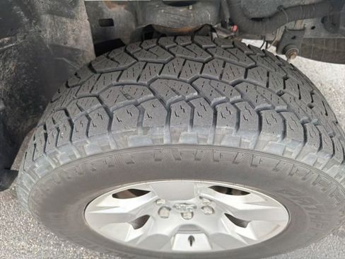 Used 2019 RAM 1500 Big Horn image 12