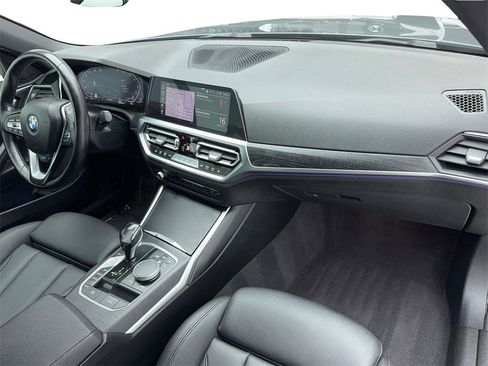 Used 2021 BMW 430i Convertible w/ Convenience Package image 50