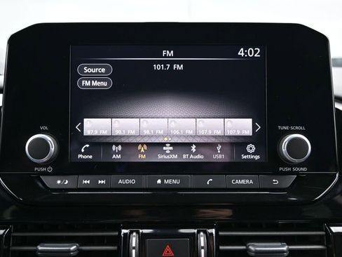 Used 2025 Nissan Pathfinder SV AWD/4WD image 31