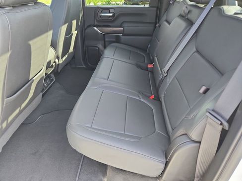 Used 2022 GMC Sierra 3500 SLT w/ Gooseneck/5TH Wheel Package image 20