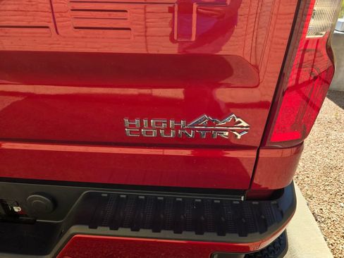 Used 2025 Chevrolet Silverado 1500 High Country w/ Technology Package AWD/4WD image 23