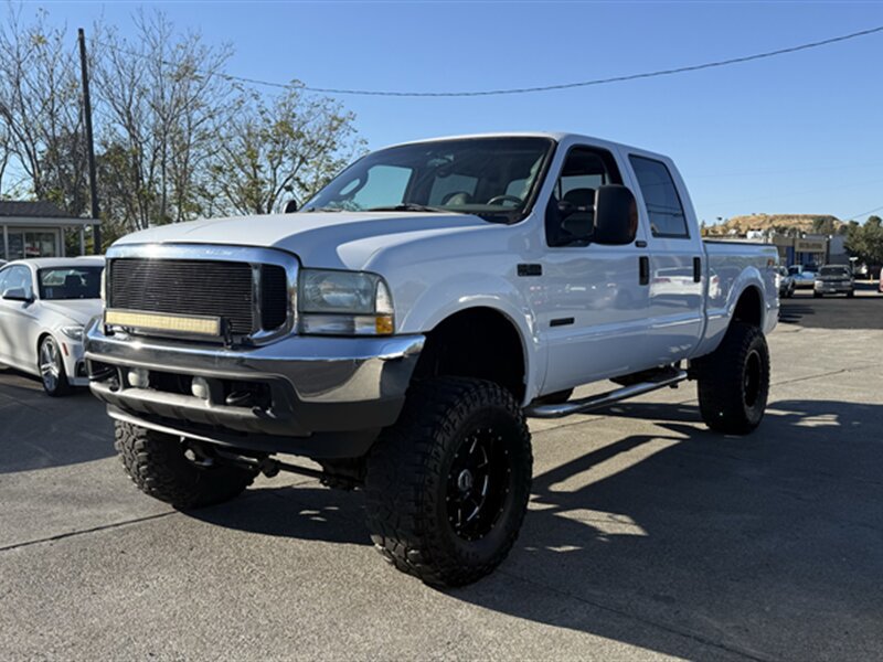 Used 2004 Ford F250 Lariat AWD/4WD image 2
