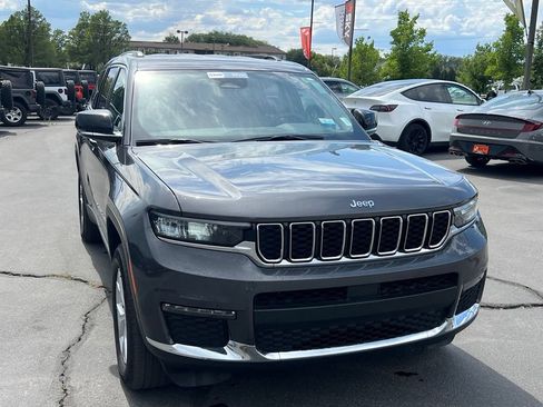 Used 2023 Jeep Grand Cherokee L Limited AWD/4WD image 5