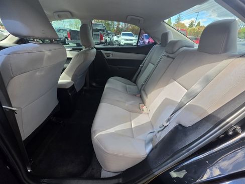 Used 2016 Toyota Corolla LE FWD image 14