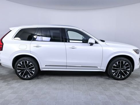 New 2026 Volvo XC90 B5 Ultra image 27