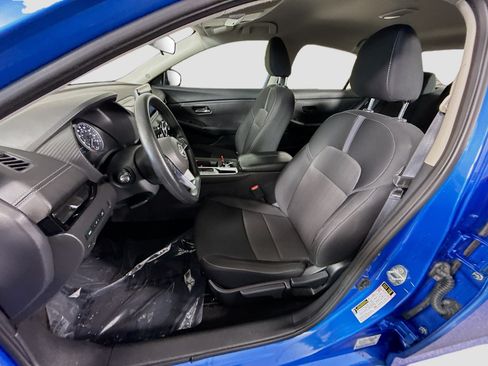 Used 2024 Nissan Sentra SV FWD image 22