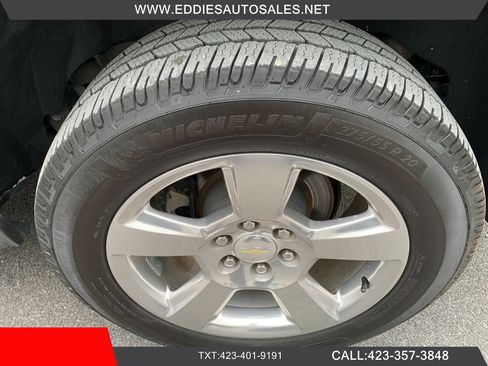 Used 2017 Chevrolet Suburban Premier w/ Max Trailering Package AWD/4WD image 37