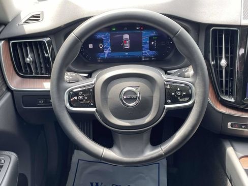 Used 2023 Volvo XC60 T8 Plus w/ Climate Package AWD/4WD image 23