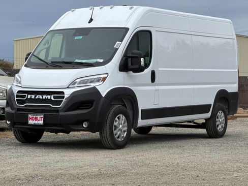 New 2026 RAM ProMaster 2500 w/ Quick Order Package 22G SLT image 7