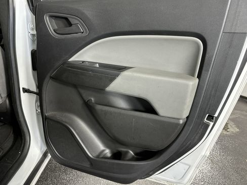 Used 2019 Chevrolet Colorado W/T w/ WT Convenience Package image 32