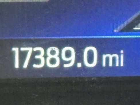 Used 2023 Ford Explorer Limited w/ Equipment Group 301A image 27