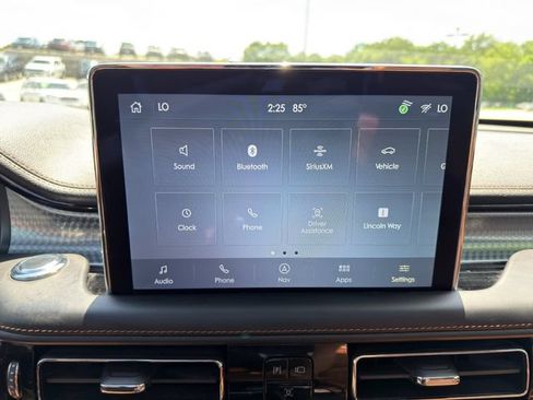 Used 2023 Lincoln Aviator Black Label Grand Touring w/ Class IV Trailer Tow Package AWD/4WD image 37