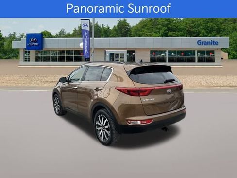 Used 2018 Kia Sportage EX w/ EX Technology Package image 11
