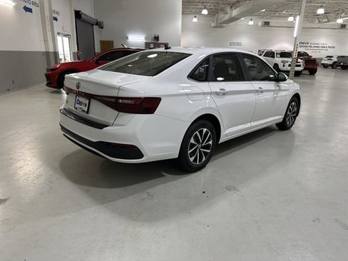 New 2026 Volkswagen Jetta S image 9