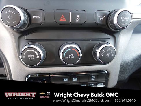 Used 2024 RAM 2500 Tradesman w/ Chrome Appearance Group image 22