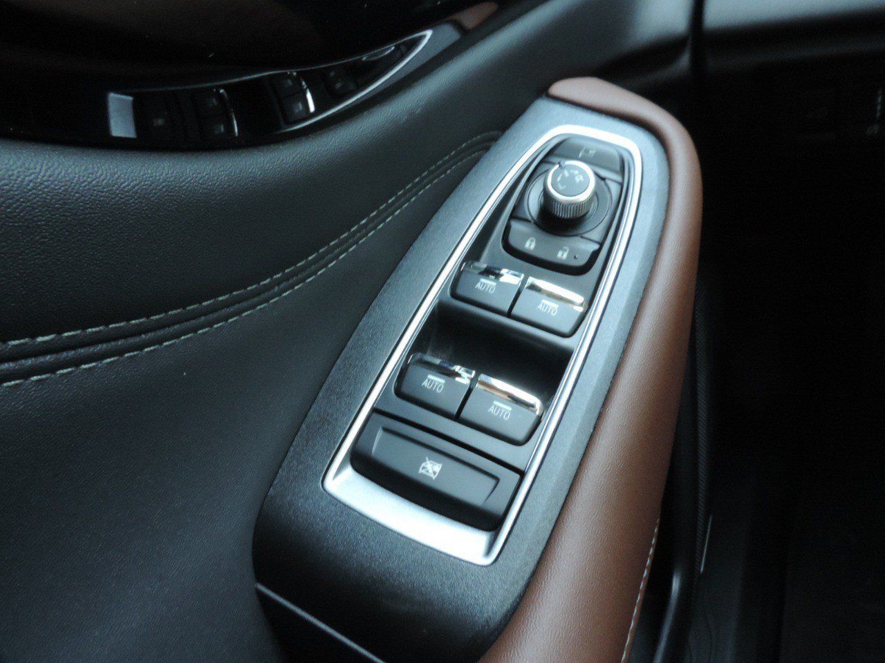 Used 2025 Subaru Outback Touring AWD/4WD image 21