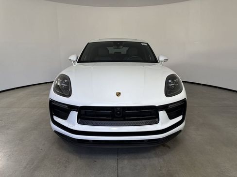 Certified 2023 Porsche Macan Turbo AWD/4WD image 10
