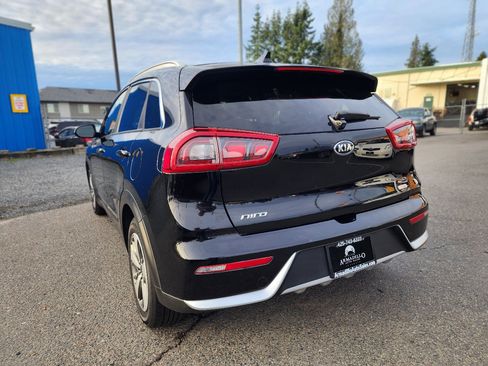 Used 2018 Kia Niro LX image 7