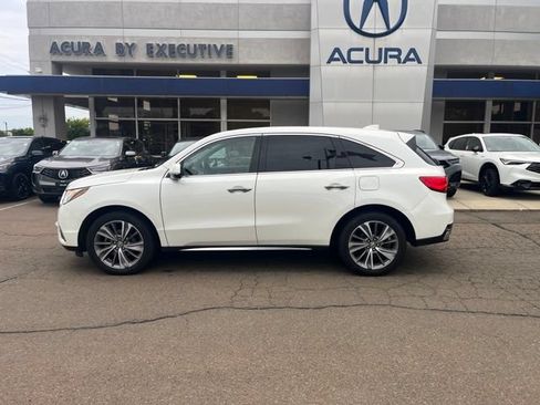 Used 2018 Acura MDX w/ Tech & Entertainment Pkg AWD/4WD image 3