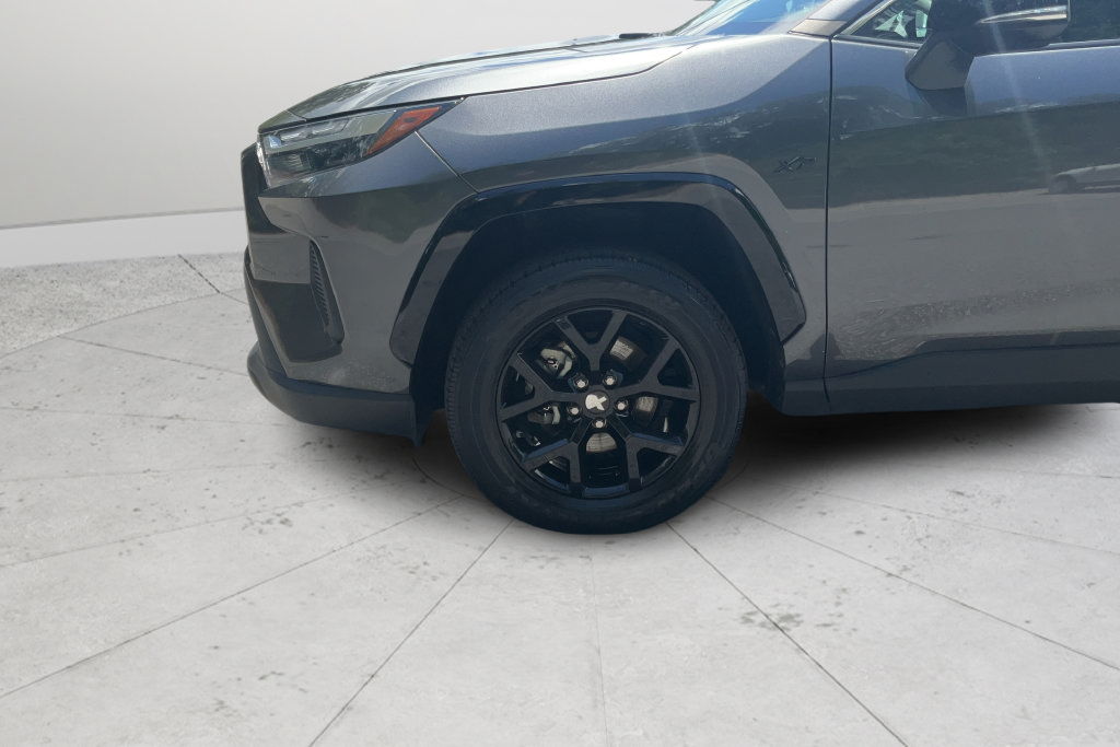 Used 2023 Toyota RAV4 XLE w/ Convenience Package FWD image 23
