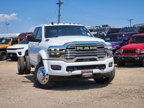 New 2026 RAM 5500 4x4 Crew Cab w/ Laramie Trim Package image 1